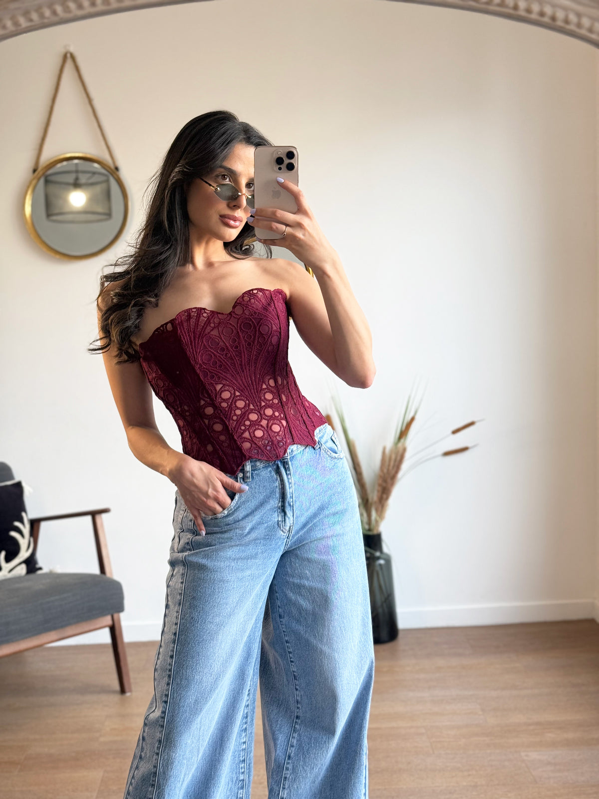Corset Bustier Bordeaux Dentelle Ajourée