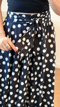 Jupe midi fluide à pois
