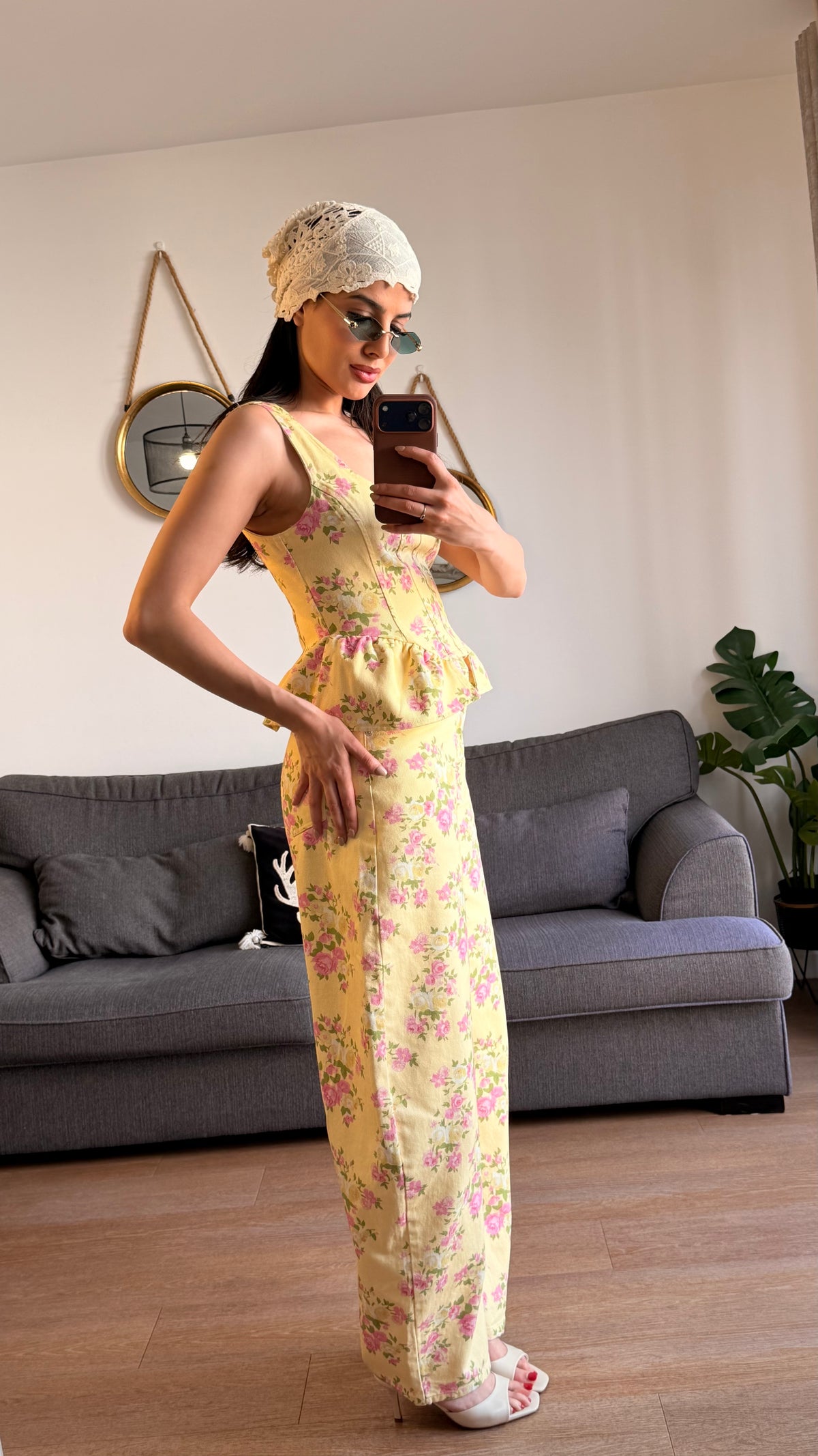 Ensemble floral jaune – Top & pantalon