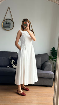 Robe Blanche Élégance